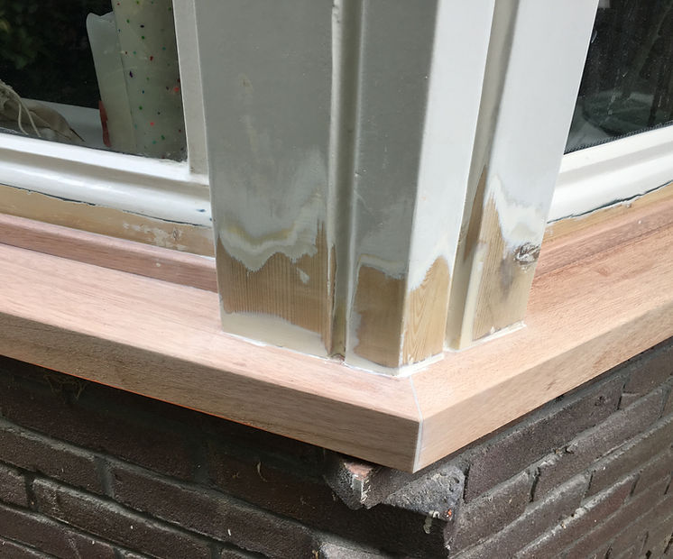 Hoek raam repareren Timmer werken | J.D. van Geest uit Arnhem